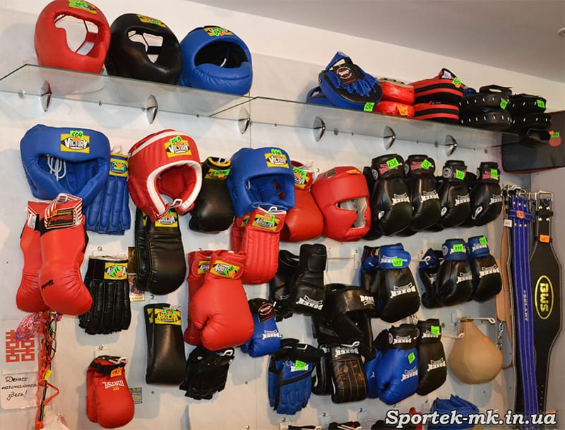 Защита для единоборств в магазине "Дом Спорта" в Николаеве