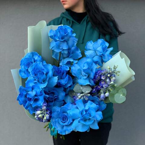 Букет «Голубые мечты», Цветы: Роза, Дельфиниум, Эвкалипт