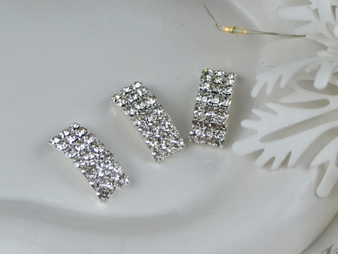 Декор Стразовий прямокутник з перетинкою срібний