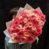 Photo of 51 peony roses in a bouquet «Sweet Lychee»