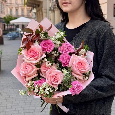 Photo of Ніжний букет із запашною трояндою Pink O’Hara «Рідний аромат»