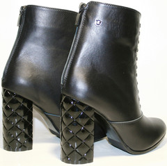 Осенняя обувь - осенние ботильоны женские. Черные ботильоны Cluchini - Black Leather.