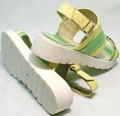 Стильные сандали женские босоножки на небольшой танкетке Crisma 784 Yellow Green.
