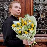 Photo of 13 tulips in a bouquet «Aromatic Sun»