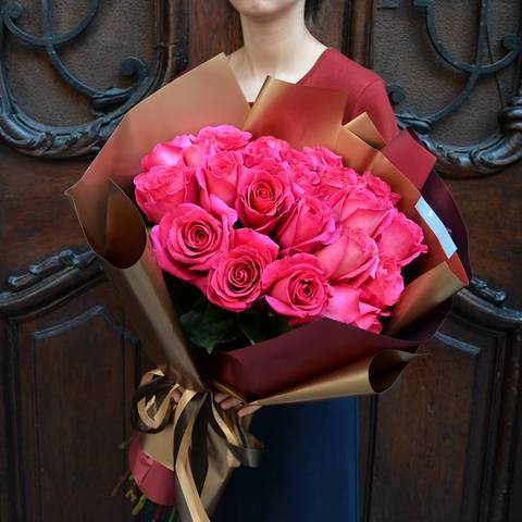 Букет з 25 рожевих троянд Єквадор, Монобукет еквадорських троянд
