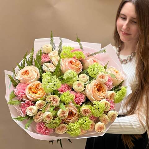 Luxurious bouquet with viburnum and peony roses «Spring Love», Flowers: Pion-shaped rose, Viburnum, Dianthus, Ambrella, Peony Spray Rose
