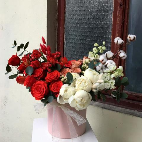 Photo of Flower box with red roses and white peonies «Winter-Summer»