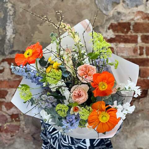 Bouquet «Garden of Van Gogh», Flowers: Papaverum, Pion-shaped rose, Delphinium, Viburnum, Narcissus, Matthiola, Tuberosa