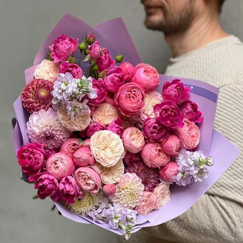 Dreamy pink bouquet with peony roses «Rose Jelly», Flowers: Dahlia, Peony Spray Rose, Matthiola