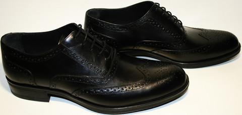 Мужские классические туфли черные оксфорды. Кожаные броги Luciano Bellini 368-4