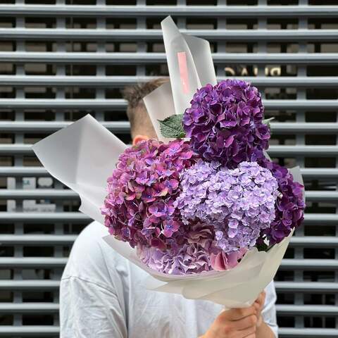 5 hydrangeas in a bouquet «Blueberry hugs», Flowers: Hydrangea