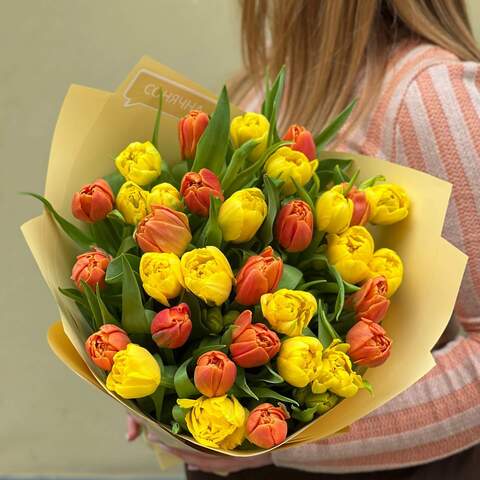 33 піоновидних тюльпана у букеті «Весела пташечка», Квіти: Тюльпан піоновидний