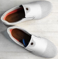 Белые кожаные слипоны туфли спортивные женские Pegada 1210103-01White.