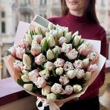 Photo of Mix of Sambuca peony tulips and white classic tulips in a bouquet «Strawberry Vibe»