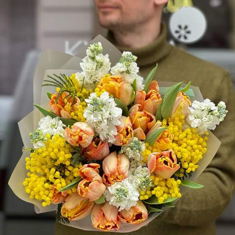 Sunny bouquet of fragrant mimosa and charming tulips «Aromatic Spring», Flowers: Mimosa, Tulipa, Matthiola