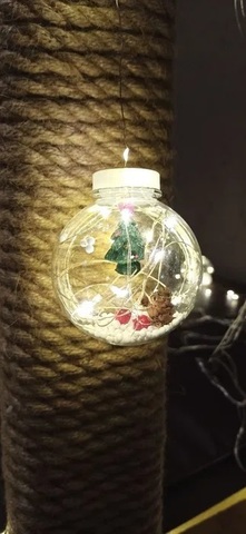 Новогодняя гирлянда штора шарики с игрушкой «Снеговик» внутри 10 шт