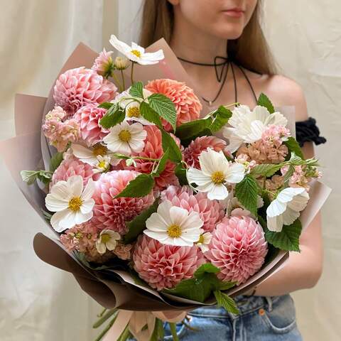 Bouquet «Marichka's cheeks», Flowers: Dahlia, Rubus Idaeus, Cosmos, Matthiola