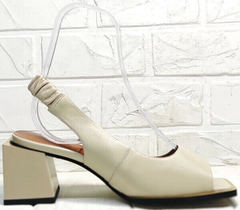 Модная летняя обувь. Бежевые босоножки на толстом каблуке Brocoli H150-9137-2234 Cream.