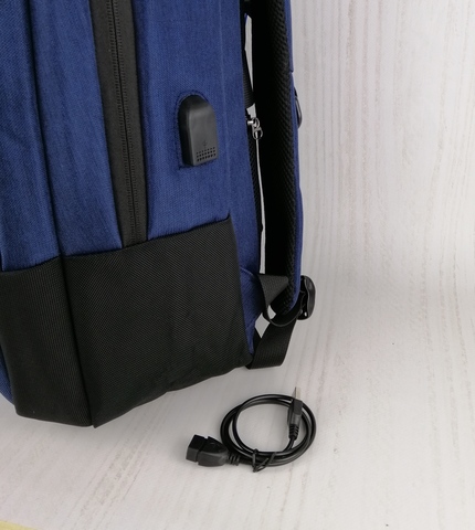 1137- Универсальный городской рюкзак с отделением для ноутбука