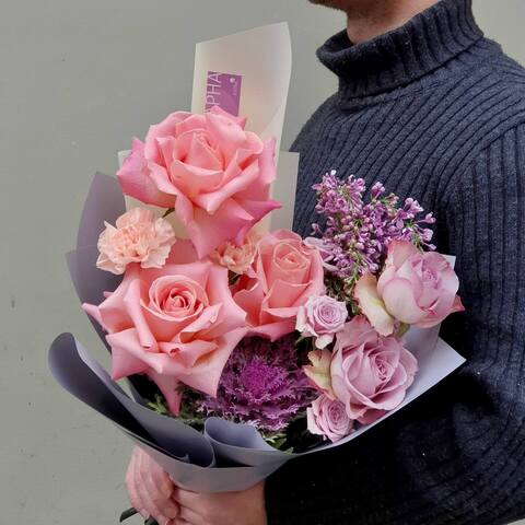 Bouquet «Amethyst Mood», Flowers: Rose, Syringa, Brassica, Dianthus