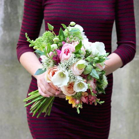 Tenderness from roses, Delicate bouquet of garden roses