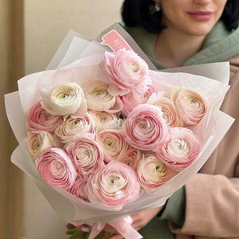 Mesmerizing bouquet of the most delicate ranunculi «For my Princess», Flowers: Ranunculus, 21 pcs.