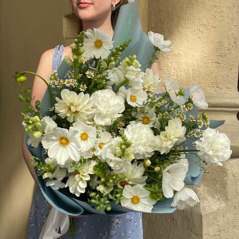 Bouquet «My Beloved», Flowers: Cosmos, Tanacetum, Dianthus, Antirinum, Thlaspi