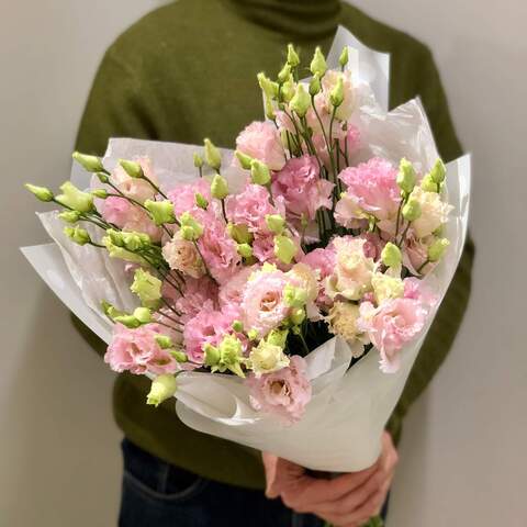 Photo of 7 branches of delicate pink eustoma in a bouquet «Sugar petal»