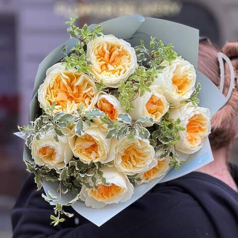 Photo of 11 exquisite Antonia peony roses in a bouquet «Gentle Sun»