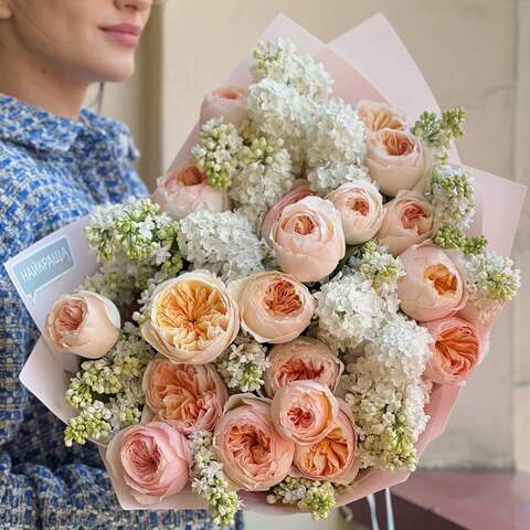 Bouquet «Tender Love», Flowers: Pion-shaped rose, Syringa