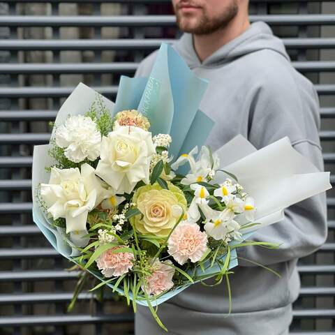Bouquet «Glossy mastic», Flowers: Brassica, Rose, Dianthus, Iris, Thlaspi, Mimosa