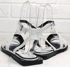 Белые сандалии босоножки с квадратным каблуком женские Brocoli H1886-9165-S873 White.