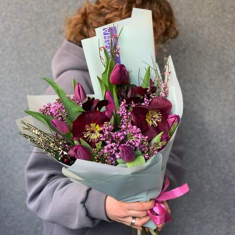 Bouquet «Velvet Night», Flowers: Syringa, Tulipa, Helleborus, Genista