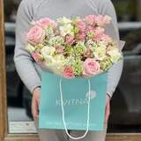 Photo of Bouquet of fragrant lilac and peony roses «Marshmallow for Oksanka»