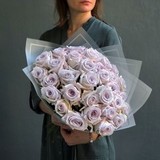 Photo of 31 Ecuadorian lavender rose «Bounty Way»
