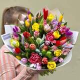Photo of 41 tulips in a bouquet «Sea pebbles»