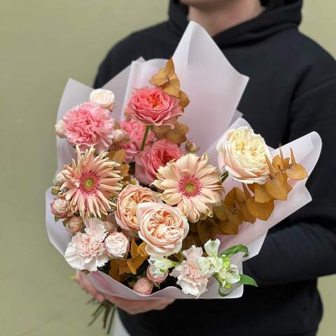 Bouquet «Vechornytsi», Flowers: Pion-shaped rose, Bush Rose, Dianthus, Tanacetum, Alstroemeria, Eucalyptus