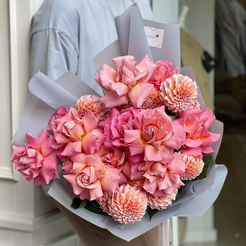 Bouquet «Pink Praline», Flowers: Rose, Dahlia