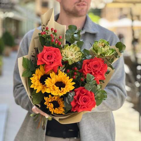 Photo of Interesting bouquet with unusual roses «Flame of Spring»