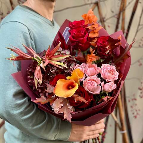 Autumn bouquet «Magic Time», Flowers: Peony Spray Rose of Juliet variety, Rose, Hippeastrum, Eucalyptus, Zantedeschia, Hydrangea, Leucadendron, Oak leaves