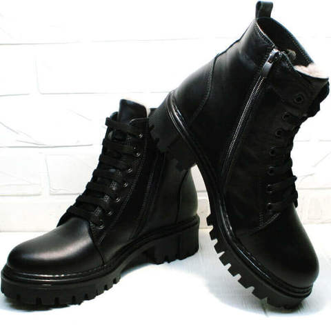 Черные ботинки женские кожаные. Зимние ботинки с мехом. Грубые ботинки мартинсы Frenzony-BLF.