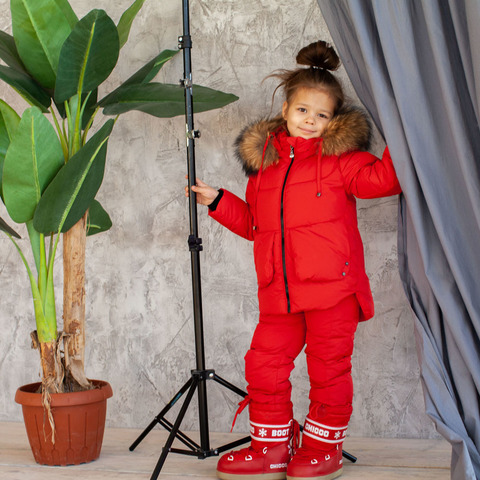 Дитячий зимовий костюм червоного кольору з водовідштовхувальним плащової тканини
