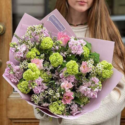 Bouquet «Delicate blush», Flowers: Chamelaucium, Viburnum, Tulipa, Matthiola