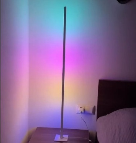 Багатофункціональна лампа Moonroom 150 см