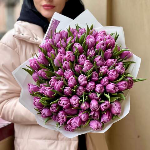 75 сиреневых тюльпанов в букете «Романтическая весна», Цветы: Тюльпан, 75 шт.