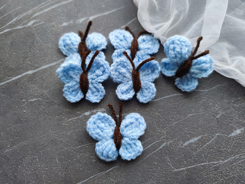 Метелик в'язаний блакитний (ручна работа)