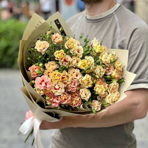 9 гілок кущової троянди Шираз у букеті «Літнє сонечко», Квіти: Троянда кущова, 9 гілок