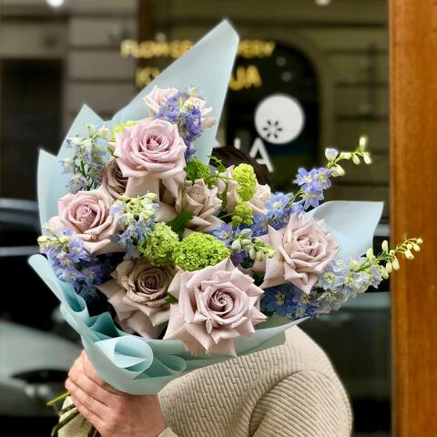 Photo of Romantic lush bouquet of roses and delphinium «Lavender fairytale»
