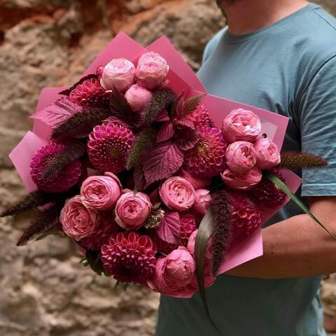 Mysterious raspberry bouquet «Mystical Inspiration», Flowers: Dahlia, Setaria, Peony Spray Rose, Rubus Idaeus