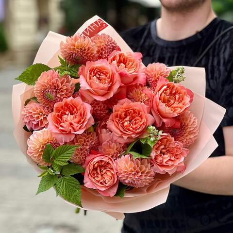 Orange bouquet with peony roses «Lviv Dragon», Flowers: Pion-shaped rose, Rubus Idaeus, Dahlia